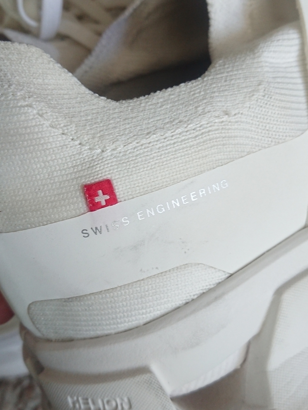 On Cloudswift All-White Running 4 running Sneakers size M10.5 - Picture 8 of 16